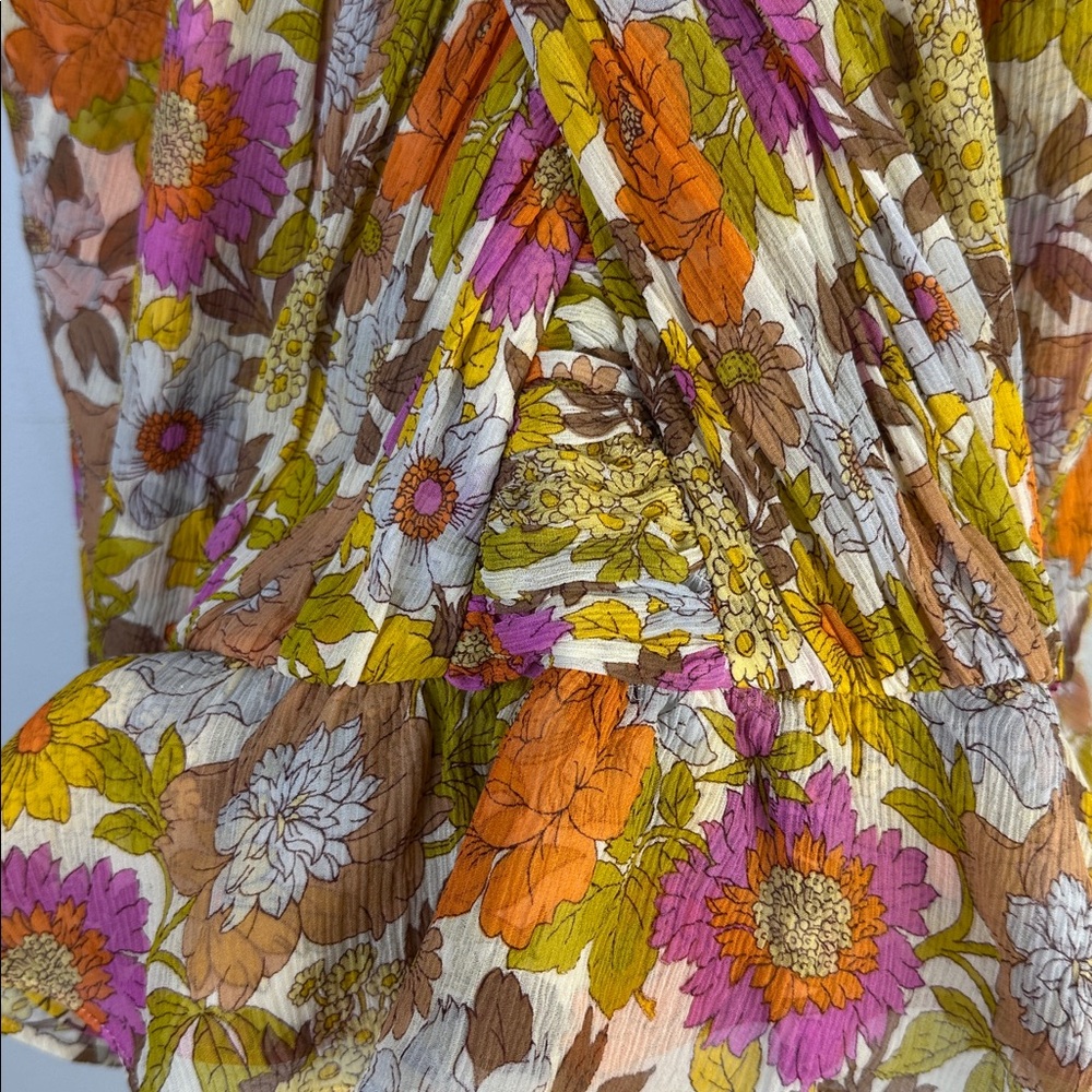 Veronica Beard Kailani Floral Silk Peplum Blouse in Stone Multi Size 10 Feminine - Picture 8 of 16